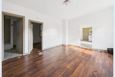 8709 S Escanaba Avenue, Chicago, IL 60617 - Photo 22