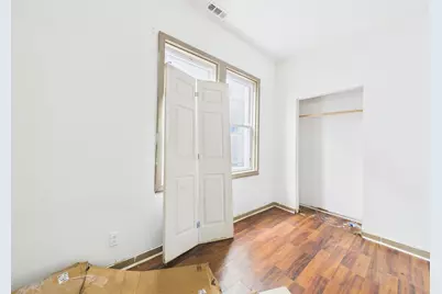 8709 S Escanaba Avenue, Chicago, IL 60617 - Photo 12