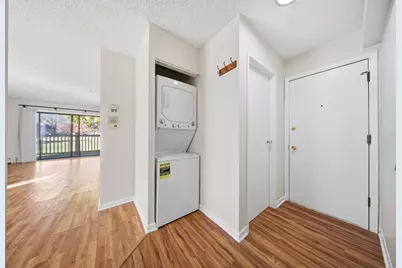 291 Gregory Street #6, Aurora, IL 60504 - Photo 8