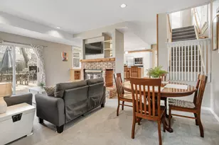 515 Maple Ave, Wilmette, IL 60091 - Photo 2