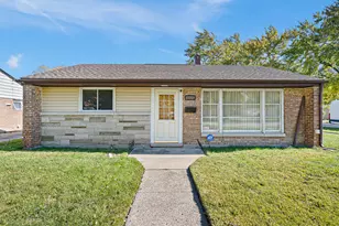 17057 Park Ave, Lansing, IL 60438 - Photo 1