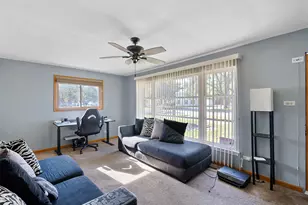 17057 Park Ave, Lansing, IL 60438 - Photo 4