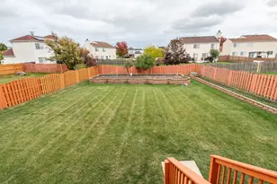 4109 Sarah Dr, Zion, IL 60099 - Photo 32