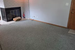 215 Brice Ave, Mundelein, IL 60060 - Photo 8