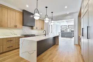 1907 W Wolfram St, Chicago, IL 60657 - Photo 4