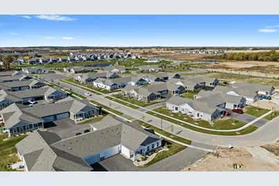 1071 Williamsburg Street, Pingree Grove, IL 60140 - Photo 26