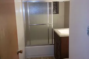 2136 N 74th Ct, Elmwood Park, IL 60707 - Photo 14