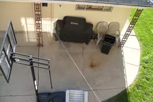 2136 N 74th Ct, Elmwood Park, IL 60707 - Photo 18