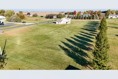 710 Otter Creek Drive, Milledgeville, IL 61051 - Photo 4