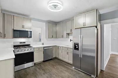 446 S Jackson Street, Waukegan, IL 60085 - Photo 2