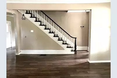 802 S Peoria Avenue, Dixon, IL 61021 - Photo 14