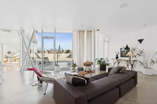 2054 W Grand Ave, Chicago, IL 60612 - Photo 4