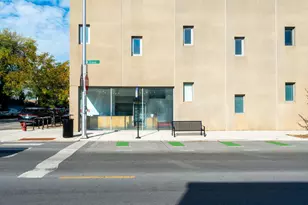 2054 W Grand Ave, Chicago, IL 60612 - Photo 14