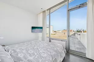 2054 W Grand Ave, Chicago, IL 60612 - Photo 38