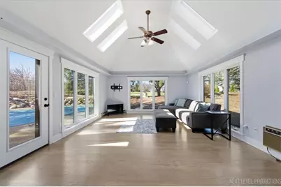 980 Persimmon Court, Saint Charles, IL 60174 - Photo 12