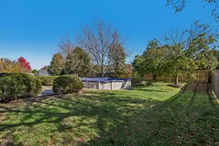 2060 Lyndhurst Ln, Aurora, IL 60503 - Photo 30