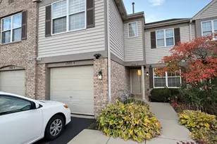 1978 Gary Ct, Schaumburg, IL 60193 - Photo 2