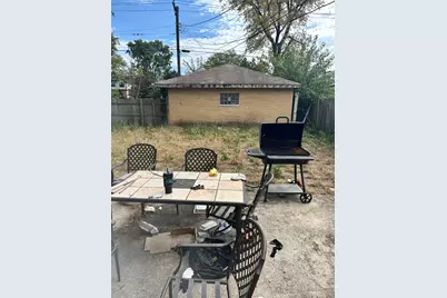 [Address not provided], Maywood, IL 60153 - Photo 2