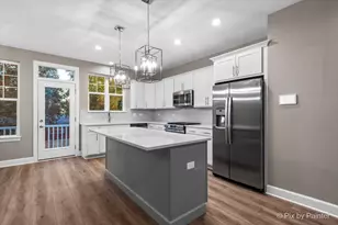 128 E Main St, Cary, IL 60013 - Photo 10