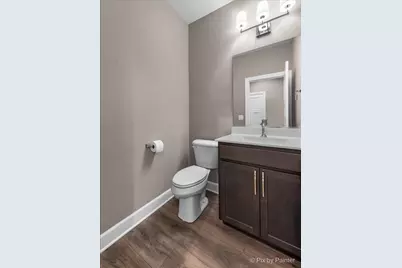 128 E Main Street, Cary, IL 60013 - Photo 6