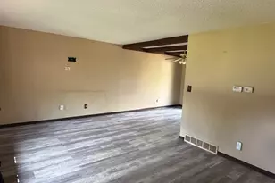 7503 Windsor Ave, Spring Grove, IL 60081 - Photo 4