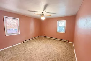 907 S Park St, Streator, IL 61364 - Photo 10