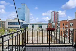 221 E Cullerton St, Chicago, IL 60616 - Photo 24