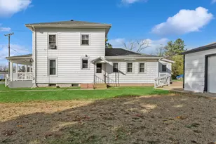 130 Seymour St, Sharon, WI 53585 - Photo 20