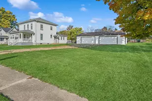 130 Seymour St, Sharon, WI 53585 - Photo 18