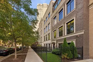 457 W Deming Pl, Chicago, IL 60614 - Photo 2