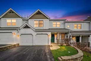 144 Spring Ct N, Carpentersville, IL 60110 - Photo 2