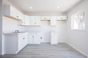 1581 S 16000E Rd, Pembroke Twp, IL 60958 - Photo 6