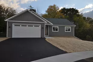 316 Buena Terrace, Antioch, IL 60002 - Photo 1