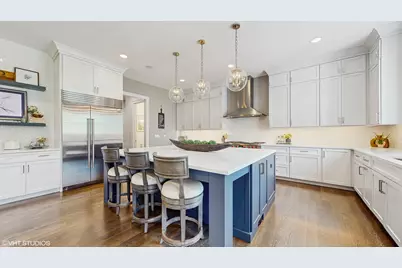 305 Briarwood Lane, Lincolnshire, IL 60069 - Photo 10