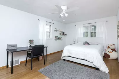 119 N Main Street, Glen Ellyn, IL 60137 - Photo 16