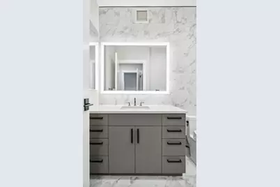 501 N Clinton Street #2004, Chicago, IL 60654 - Photo 18