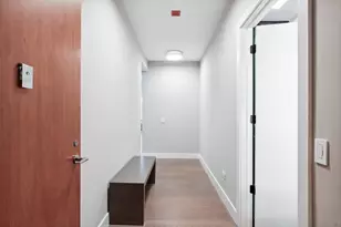 501 N Clinton St, Chicago, IL 60654 - Photo 2