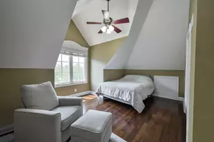 3N943 Walt Whitman Rd, Saint Charles, IL 60175 - Photo 32