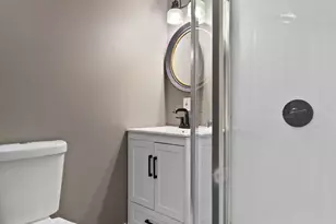 9534 S Avalon Ave, Chicago, IL 60628 - Photo 8