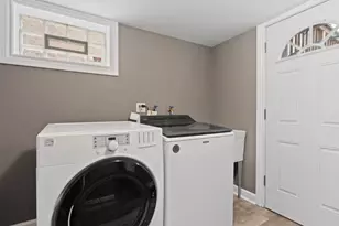 9534 S Avalon Ave, Chicago, IL 60628 - Photo 12