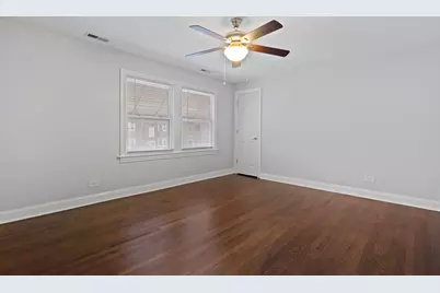 9534 S Avalon Avenue, Chicago, IL 60628 - Photo 6