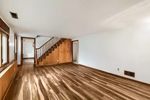 405 Baldwin Ave, Waukegan, IL 60085 - Photo 12