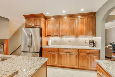 280 Cypress Lane, Libertyville, IL 60048 - Photo 12