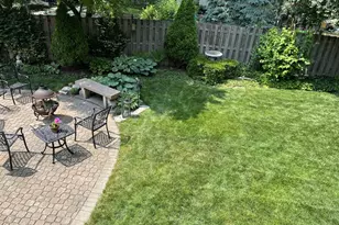280 Cypress Ln, Libertyville, IL 60048 - Photo 2