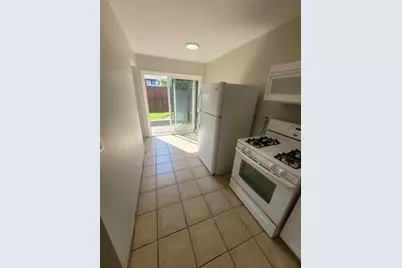 2 Tower Court, Downers Grove, IL 60516 - Photo 4