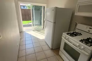 2 Tower Ct, Downers Grove, IL 60516 - Photo 4