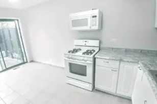 2 Tower Ct, Downers Grove, IL 60516 - Photo 6