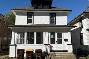 1218 S State Ave, Freeport, IL 61032 - Photo 1