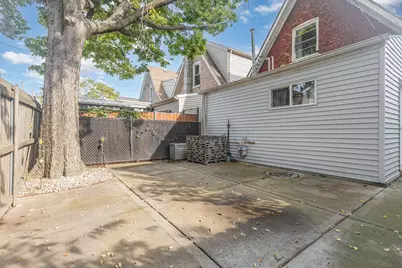 1320 S Heath Avenue, Chicago, IL 60608 - Photo 26