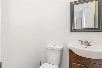 1320 S Heath Avenue, Chicago, IL 60608 - Photo 16